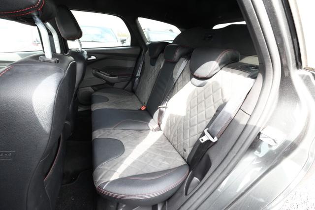 Ford Focus Turnier 1.5 EB 182 ST-Line Nav PDC SHZ 