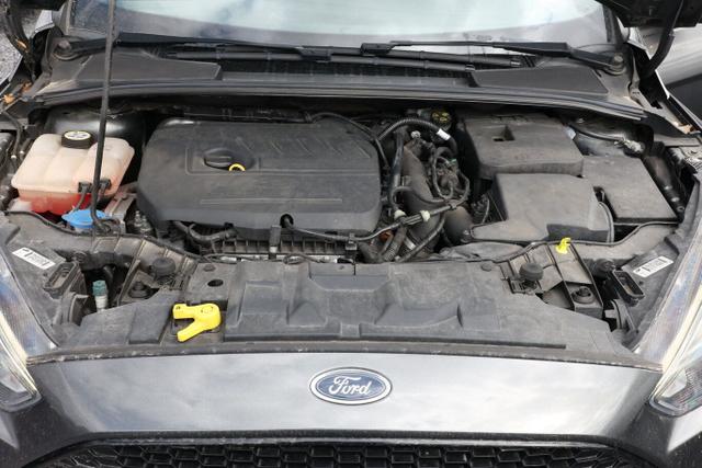 Ford Focus Turnier 1.5 EB 182 ST-Line Nav PDC SHZ 