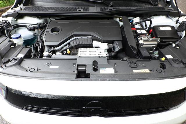 Opel Corsa 1.2 100 MHEV eDCT GS InfotP Nav SHZ PDC 