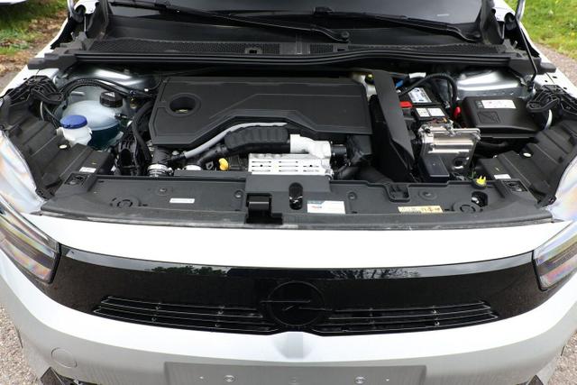 Opel Corsa 1.2 100 MHEV eDCT GS InfotP Nav SHZ PDC 