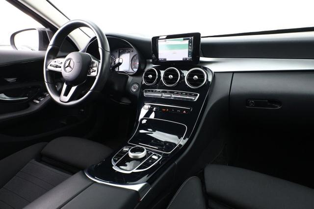 Mercedes-Benz C-Klasse Sport C 220d T Avantgarde LED Nav EHK Kam 17Z 