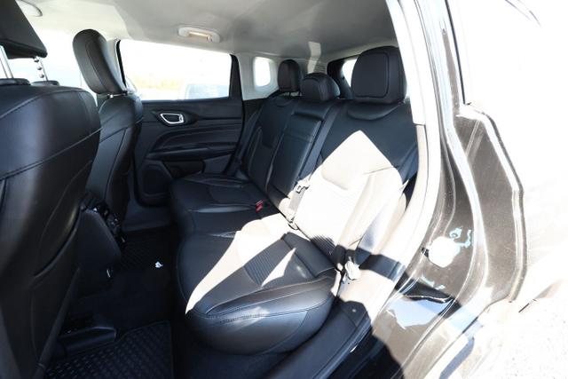Jeep Compass Limited 1.3 MultiAir 130 Nav PDC KeyLess 