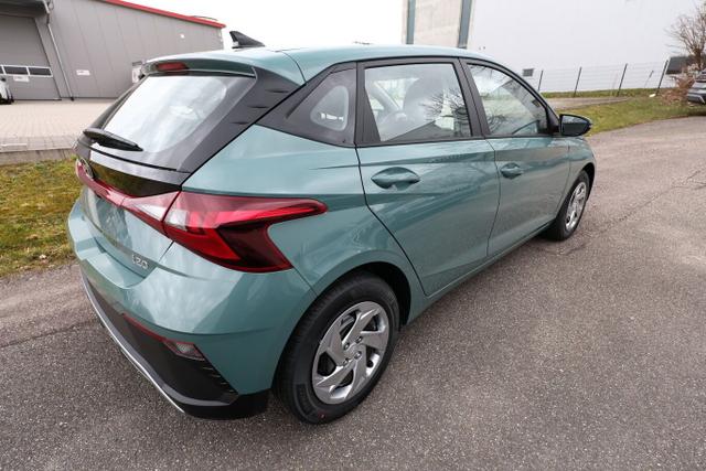 Hyundai i20 Select 1.2 MPI 79 Nav Kam PDC SmartL Klima 