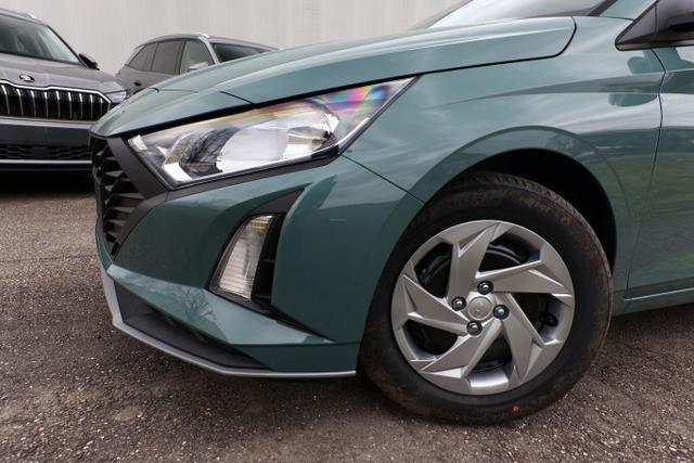 Hyundai i20 Select 1.2 MPI 79 Nav Kam PDC SmartL Klima 