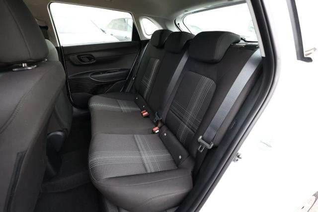 Hyundai i20 Select 1.2 MPI 79 Nav Kam PDC SmartL Klima 