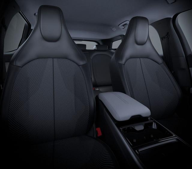 Ford 77KWh Ext Range HUD eHk ParkAs+ Nav ACC 