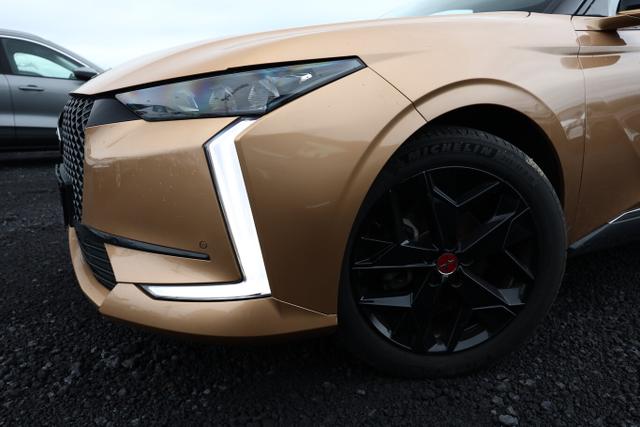 DS Automobiles 4 Performance Line 1.5 BHDi 130 EAT8 Perf. ACC el.HK SHZ 