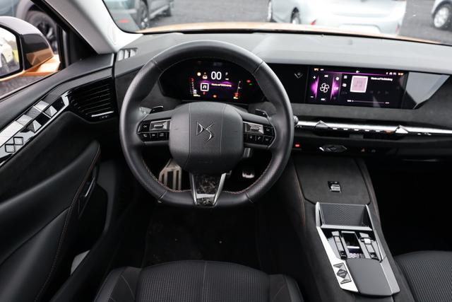 DS Automobiles 4 Performance Line 1.5 BHDi 130 EAT8 Perf. ACC el.HK SHZ 