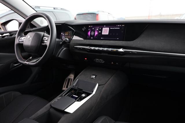 DS Automobiles 4 Performance Line 1.5 BHDi 130 EAT8 Perf. ACC el.HK SHZ 