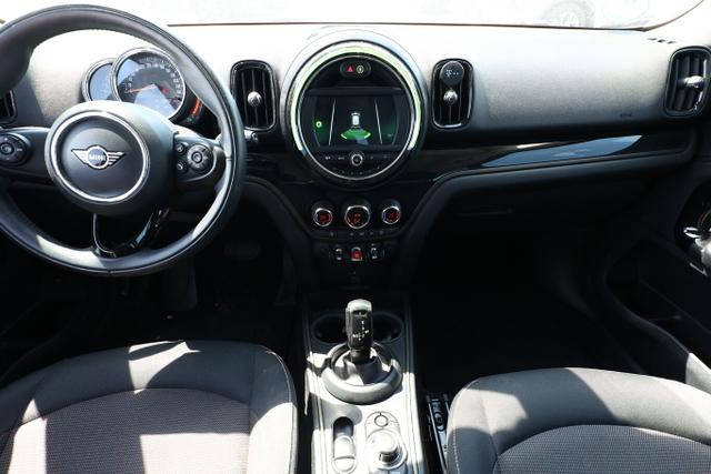 MINI Countryman Cooper 136 DKG Pepper Nav LED PDC 