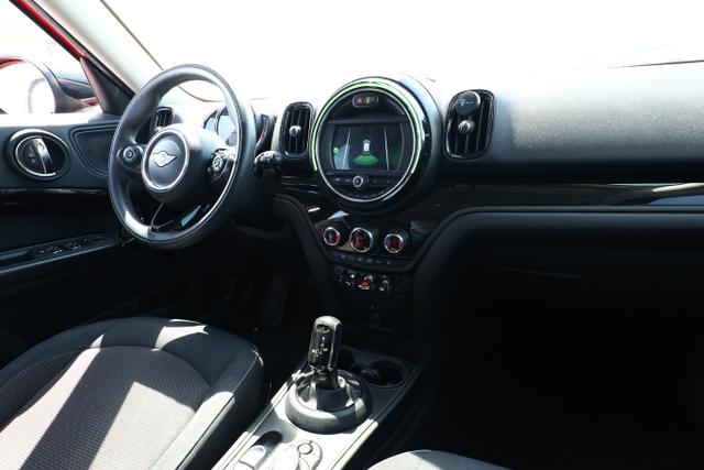 MINI Countryman Cooper 136 DKG Pepper Nav LED PDC 