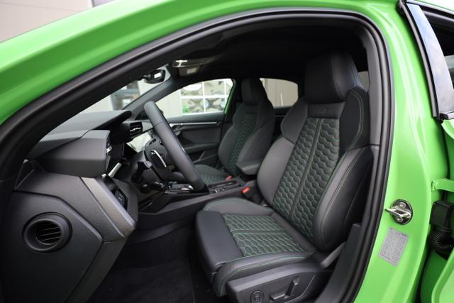 Audi RS3 2.5 TFSI 400 Limo Matrix Nav Vmax AGA Kam 