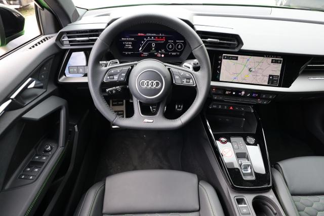 Audi RS3 2.5 TFSI 400 Limo Matrix Nav Vmax AGA Kam 