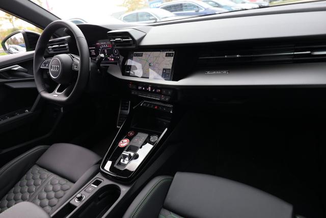 Audi RS3 2.5 TFSI 400 Limo Matrix Nav Vmax AGA Kam 