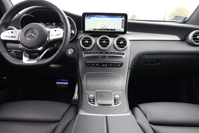 Mercedes-Benz GLC AMG Line 200 4M Coupé LED Nav NightP 19Z eHK 