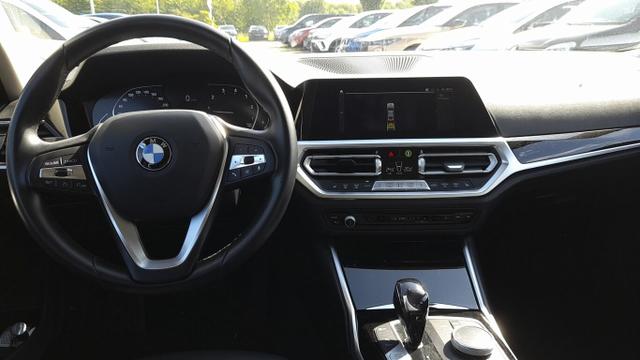 BMW 3er Sport Line 318i Aut. 156 CockpitPlus Nav SHZ PDC 
