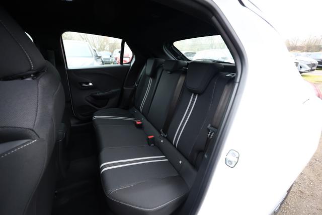 Corsa GS 1.2 Turbo 130 AT8 FACELIFT Kam PDC SHZ 