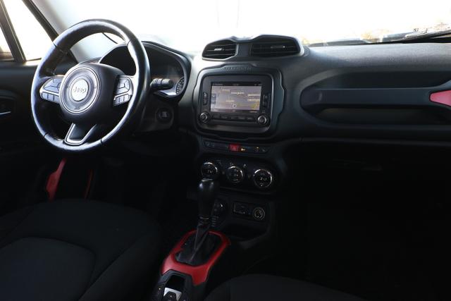 Jeep Renegade Trailhawk 2.0 MJ 170 Aut. 4WD Nav PDC 