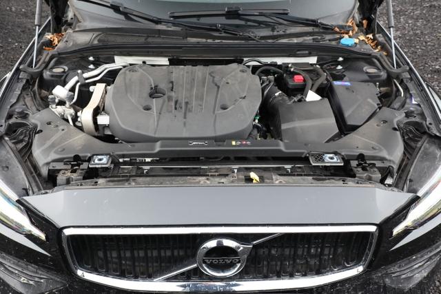 Volvo V60 Momentum Pro V 60 B3 163 DCT7 LED Nav Harm-K Kam 