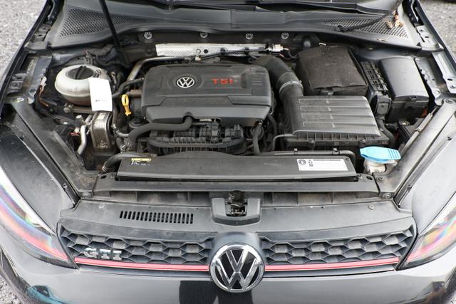 Volkswagen Golf GTI VII 2.0 TSI 220 DSG Nav Pano ACC LaneAs 