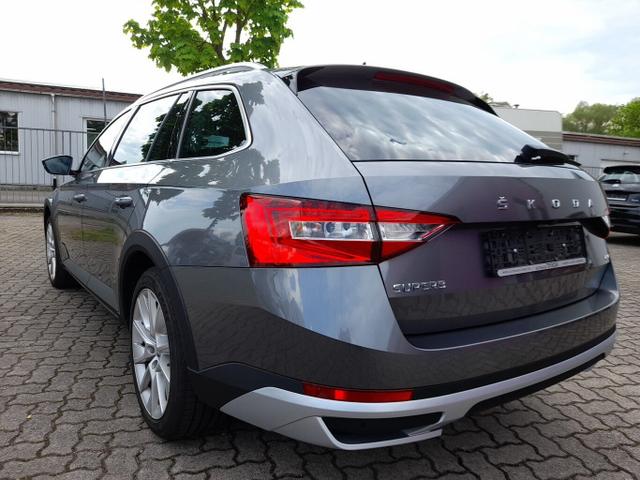 Skoda Superb Combi Scout 2.0 TSI 280 DSG 4x4 Nav AHK 
