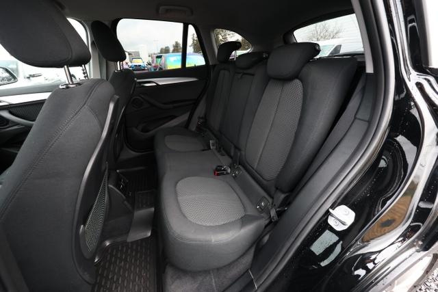 BMW X1 Advantage sDrive18i 140 DKG7 Nav SHZ PDC 