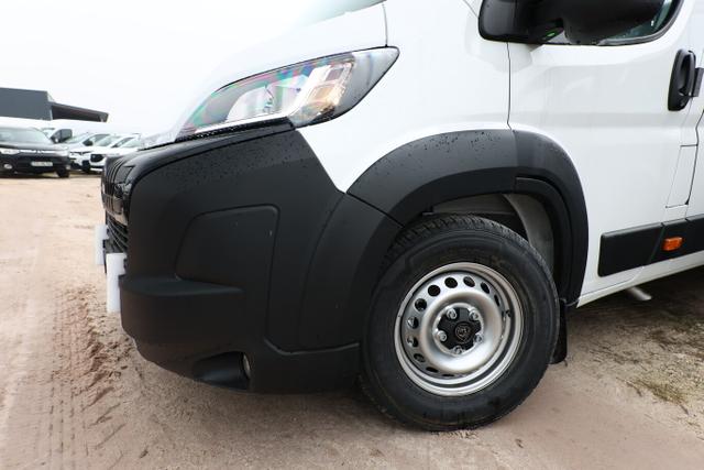 Boxer Pritsche DoKa 435 180 L4 Kam 7S E-Rad Temp 