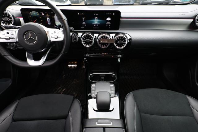 Mercedes-Benz A-Klasse Edition 2021 A 220 d 190 DCT 4M Edition2021/AMG LED Nav Pano 