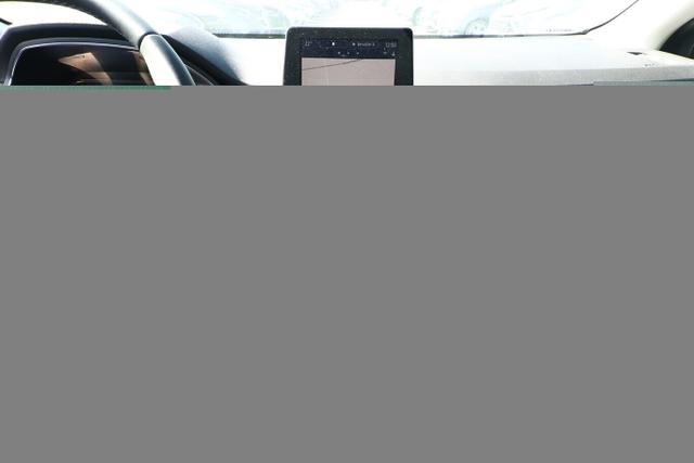 Renault Captur Zen II TCe 140 MHEV EDC LED Nav PDC Kam 17Z 