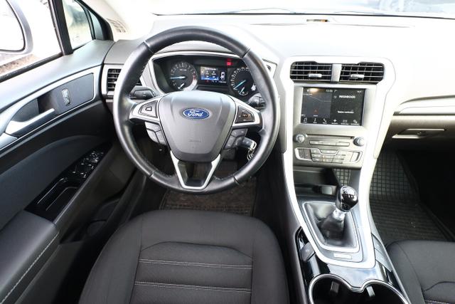 Ford Mondeo Turnier Business Edition 1.5 EB 160 Nav PDC SHZ 