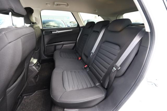 Ford Mondeo Turnier Business Edition 1.5 EB 160 Nav PDC SHZ 