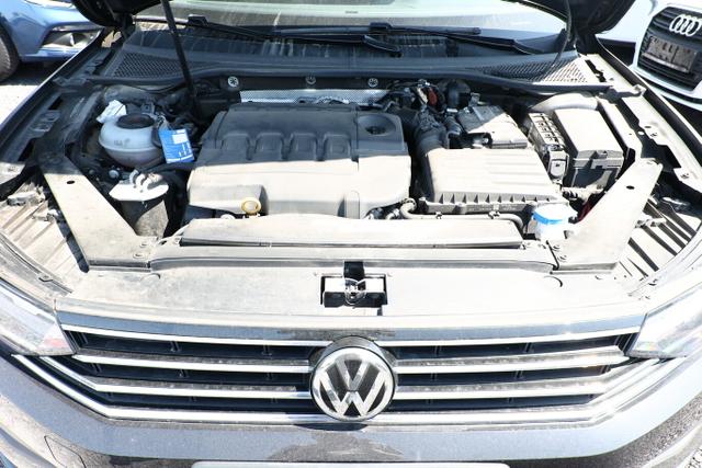 Volkswagen Passat Variant 1.6 TDI 120 DSG LED Nav SHZ AppCo 