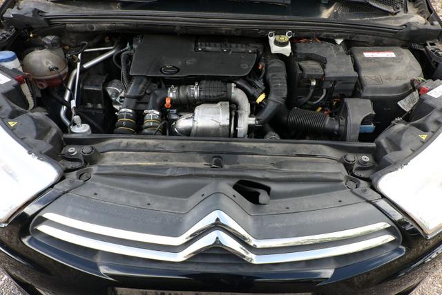 Citroën C4 Shine 1.6 BHDi 120 Nav Pano PDC Temp KeyL 17Z 