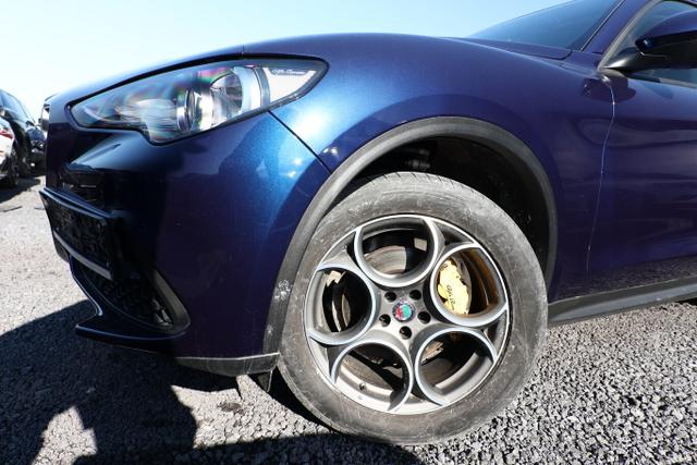 Alfa Romeo Stelvio Super 2.0 Turbo 280 Q4 Leder EHK 19Z PDC LaneA 