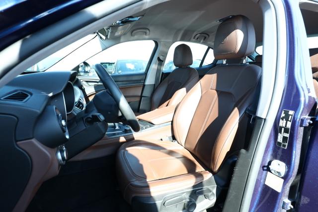 Alfa Romeo Stelvio Super 2.0 Turbo 280 Q4 Leder EHK 19Z PDC LaneA 