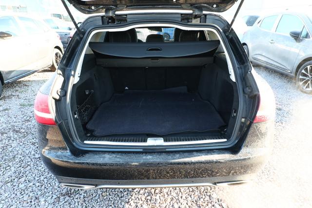 Mercedes-Benz C-Klasse AVANTGARDE C 300 T 245 Aut. LED Pano ParkAs Kam 