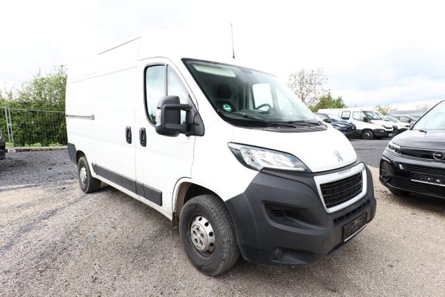 Peugeot Boxer - Premium 2.2 BlueHDi 140 L2H2 AHK Klima