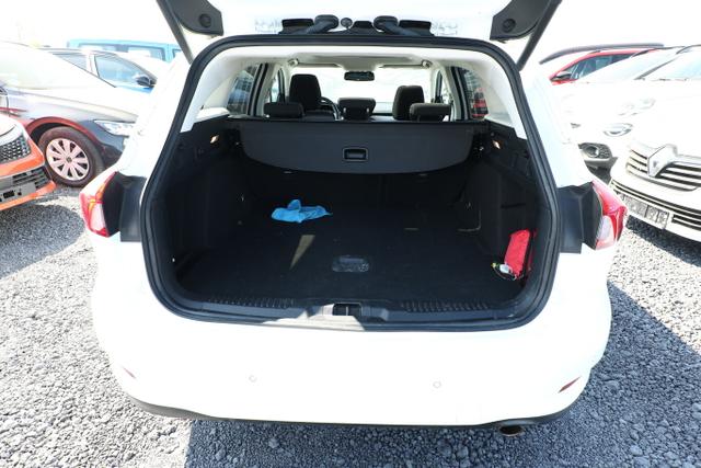 Ford Focus Turnier Titanium 1.5 EB Pano DesignP LED B&O ParkA 
