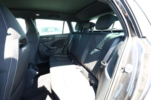 Skoda Kamiq Sport 1.5 TSI 150 DSG Pano LED Nav VirtC 