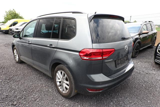 Volkswagen Touran Comfortline 1.5 TSI 150 DSG Nav ACC PDC 
