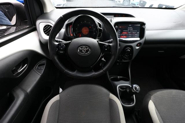 Toyota Aygo x-play 1.0 72 Kam DAB SafetyS Klima LM15Z 