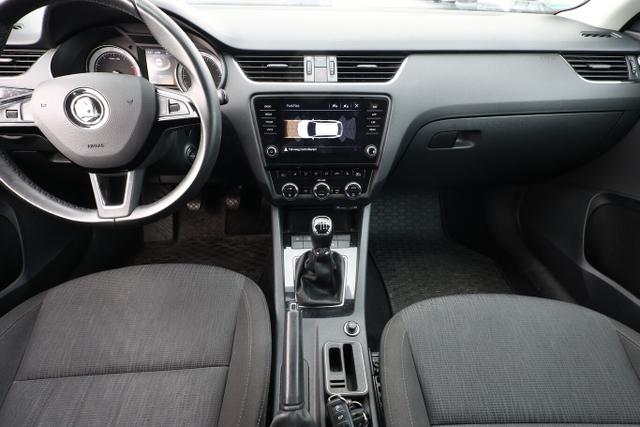 Skoda Octavia Combi Style 1.8 TSI 180 LED Nav Kessy 