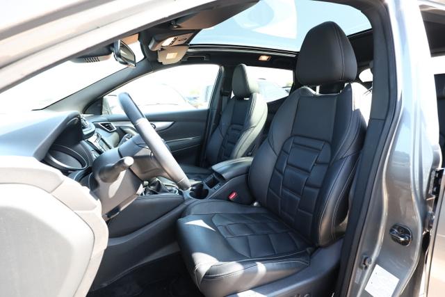 Nissan Qashqai Tekna 1.3 DIG-T 160 DCT Pano Bose Leder 