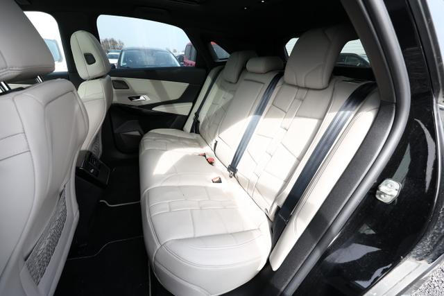 DS Automobiles 7 Opera E-Tense 360 Hybrid 4x4 NightV Nav Focal 