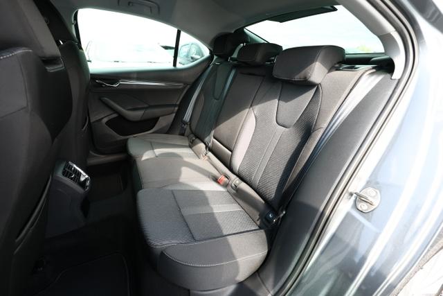 Octavia PHEV 204 DSG Matrix Nav eHk Kessy ACC 