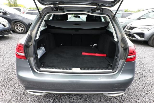 Mercedes-Benz C-Klasse AVANTGARDE C 220d T Sport LED Nav EHK Kam 17Z 