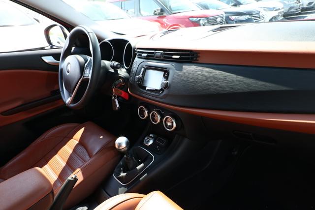 Alfa Romeo Giulietta Super 1,4 TB 120 Leder PDC SHZ LM18Z 