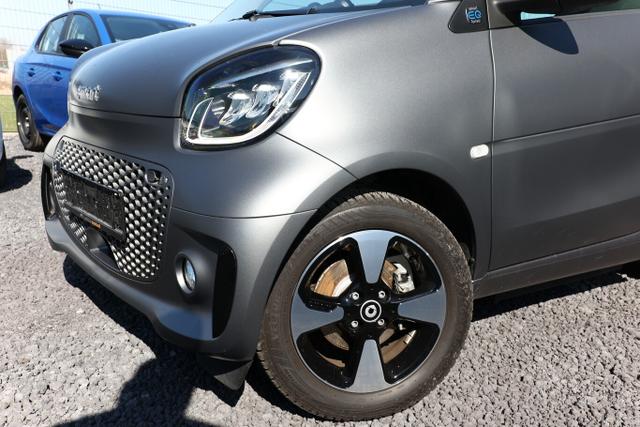 Smart fortwo passion EQ QuickCharge Pano LED PDC SHZ 