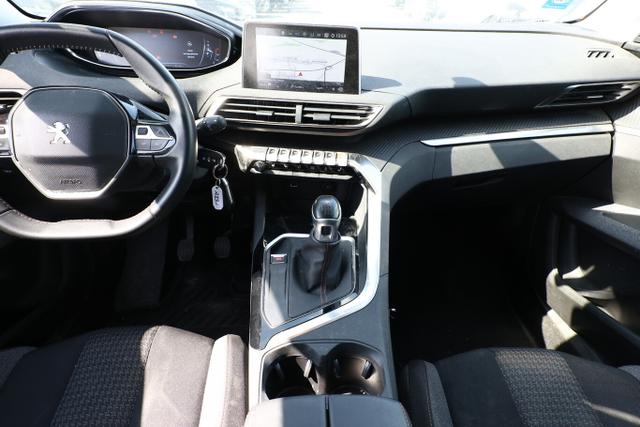Peugeot 5008 Active Business 1.2 PT 130 7-S Nav PDC AHK 
