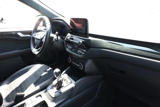 Ford Kuga ST-Line X 1.5 EB 150 LED Nav WinterP KeyL 